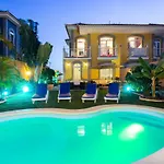 Вилла Lady Luxury - Private Pool - Адехе